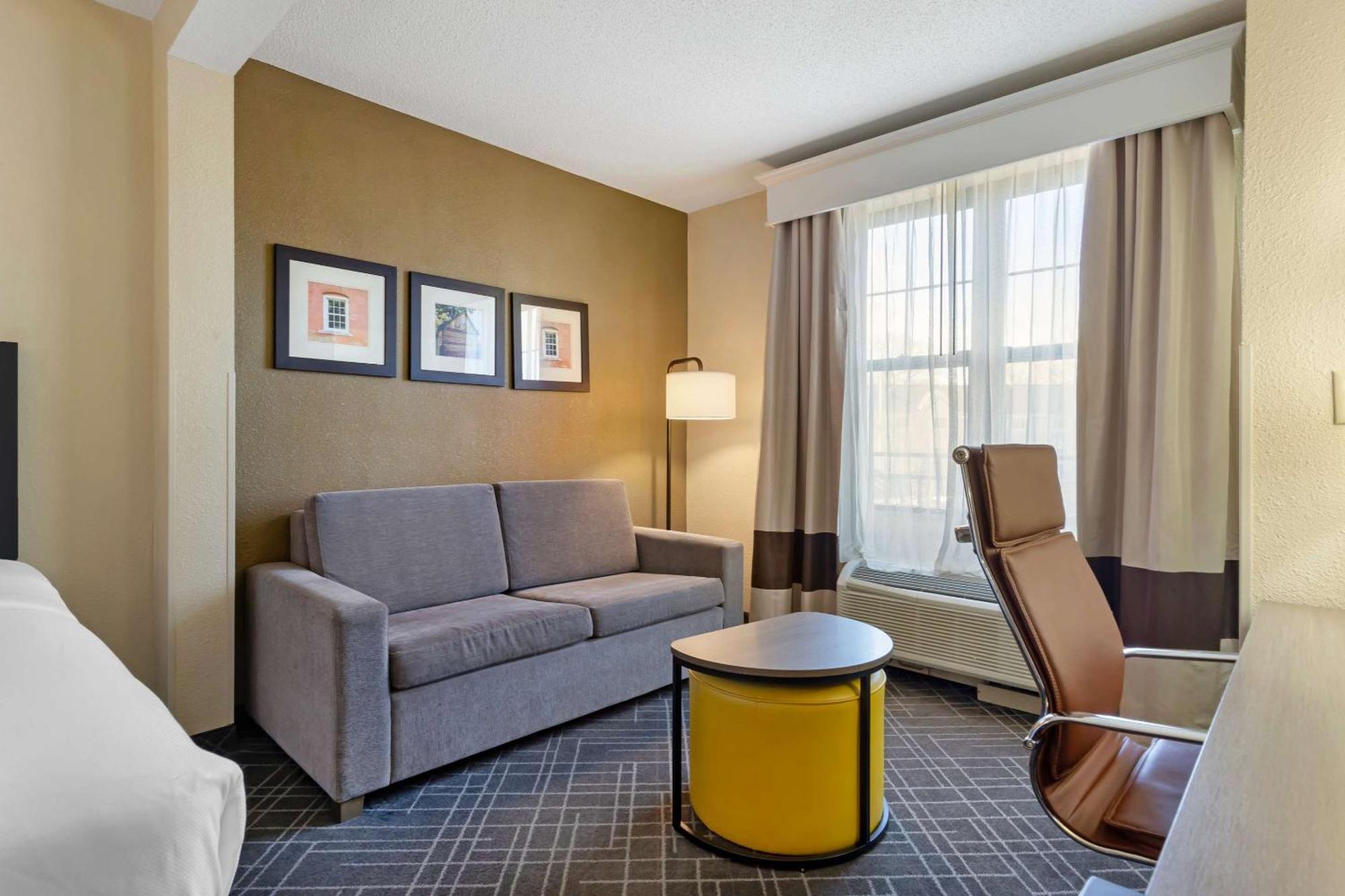 Comfort Suites Hanes Mall Winston-Salem Ngoại thất bức ảnh
