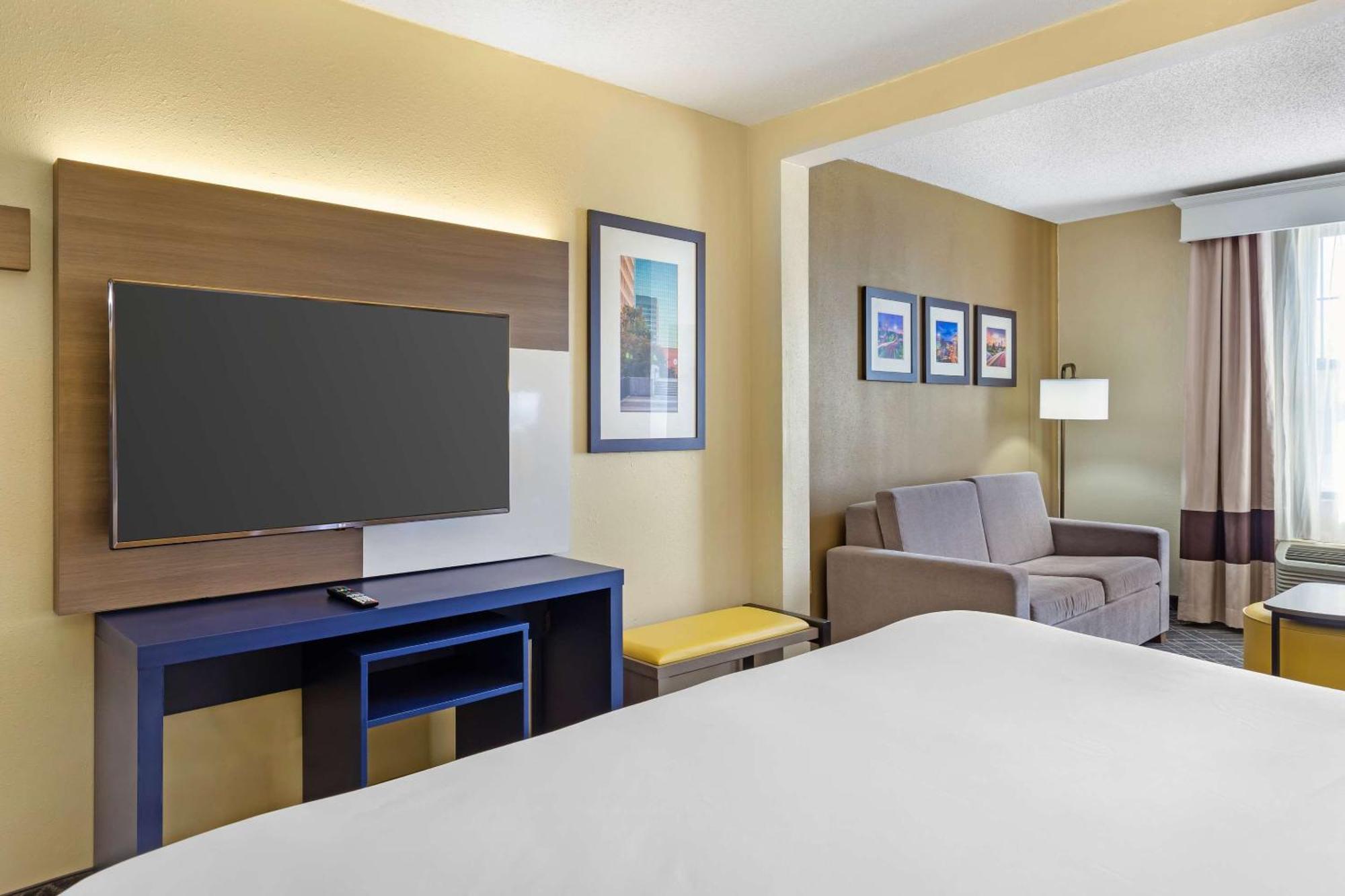 Comfort Suites Hanes Mall Winston-Salem Ngoại thất bức ảnh