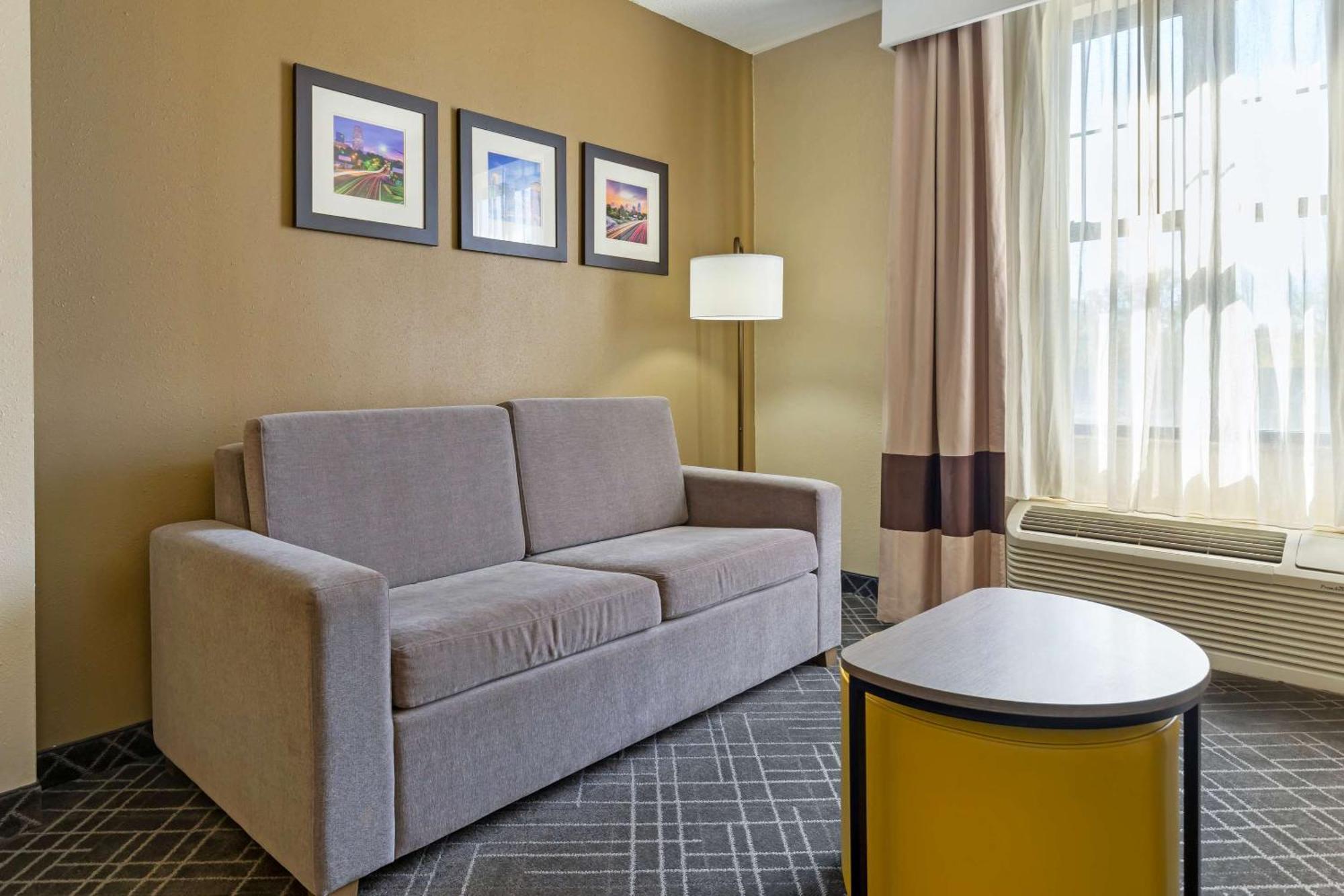 Comfort Suites Hanes Mall Winston-Salem Ngoại thất bức ảnh